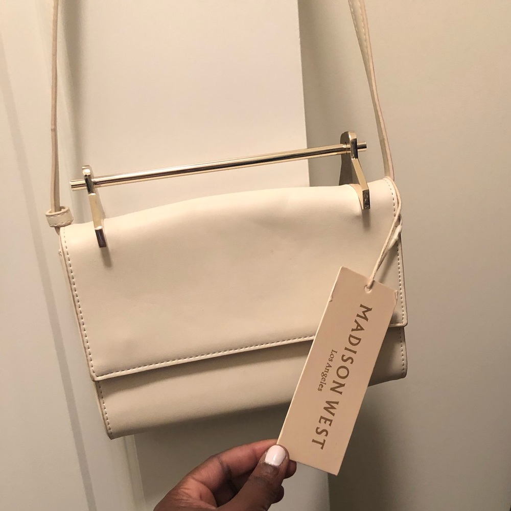 Structured crossbody bag